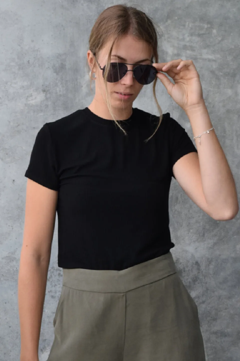 Cheerful SS Cropped Black Rib Tee