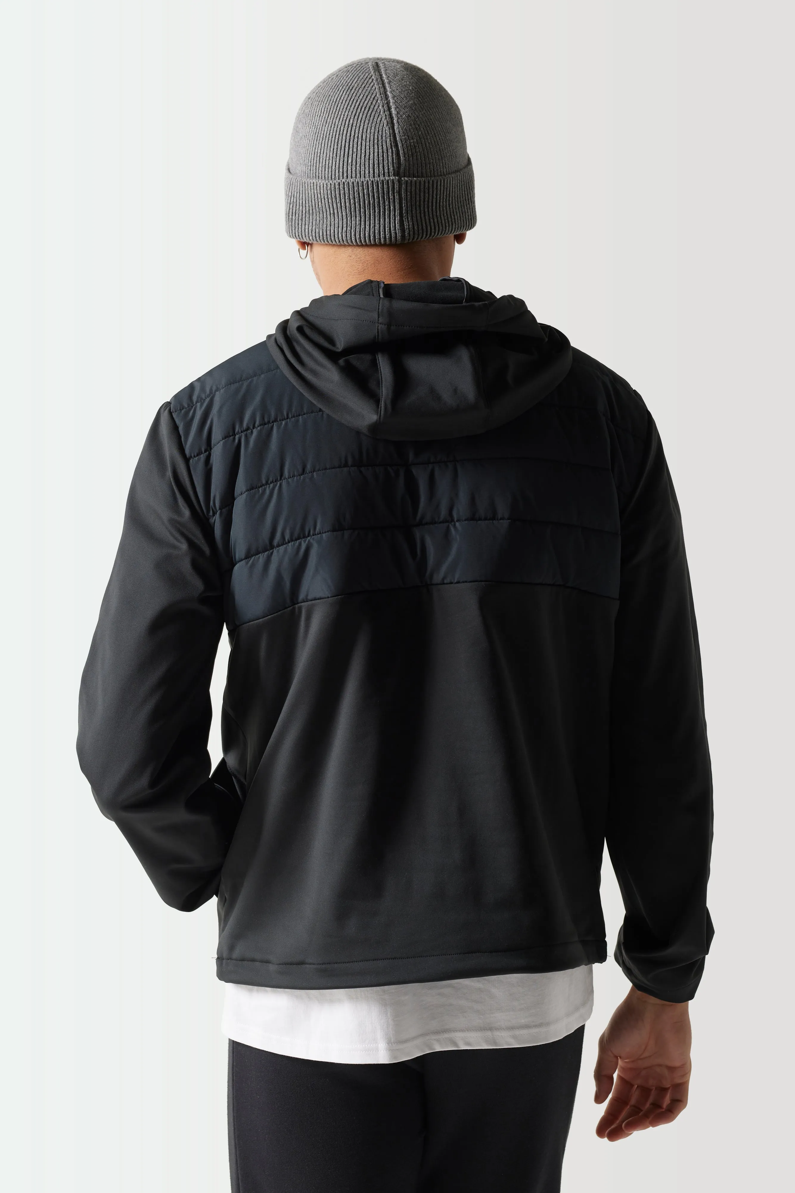 Overhead Hybrid Jacket - Black